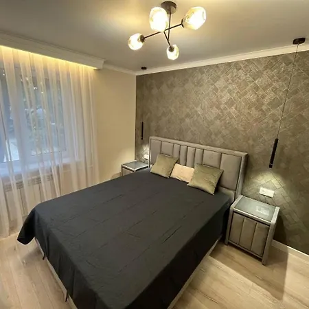 Aparthotel City Center Chisinau Exterior photo